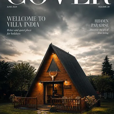 بيت للعطل India A-frame *